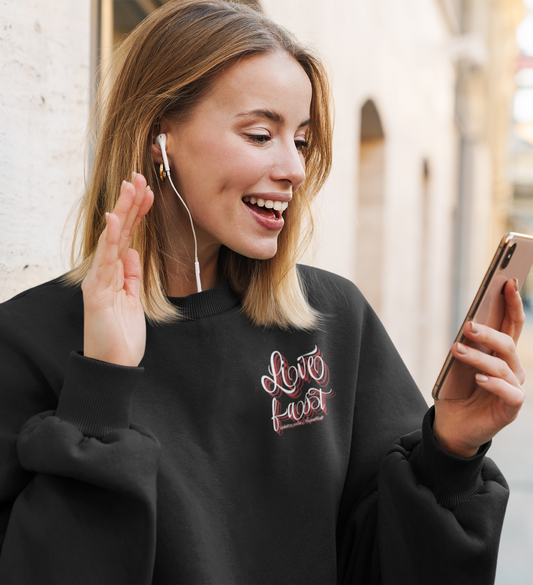 LIVE FAST Sweatshirt Unisex Pullover Brustbereich